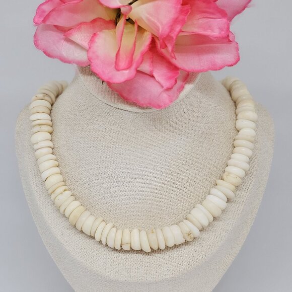 Real Cream Large Puka Shell Necklace Surfer Choker 17" Surf Boho - Picture 9 of 12